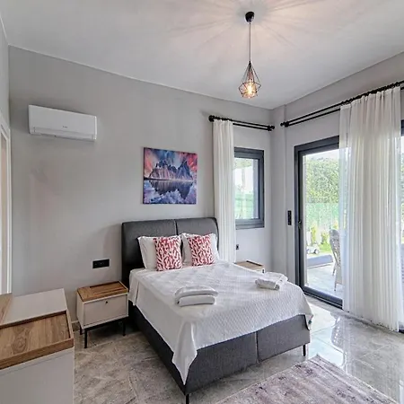 With Private Pool And Sea View In Goecek, Villa *