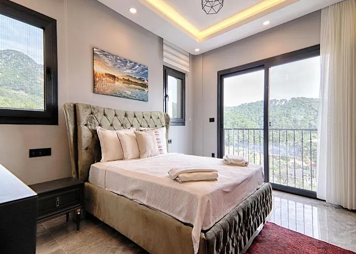 فيلة With Private Pool And Sea View In Goecek, فتحية